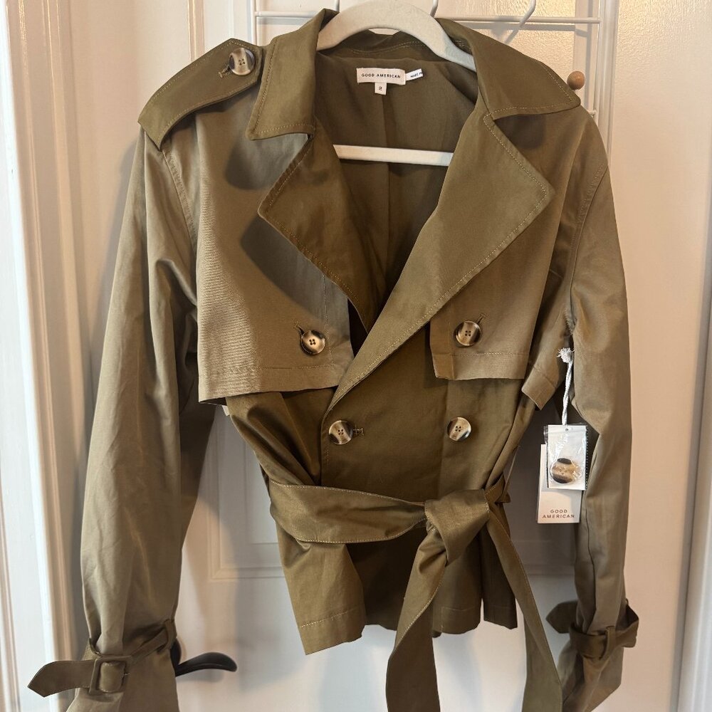 NWT Good American cropped trench coat